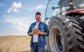 Los tractores usan placas